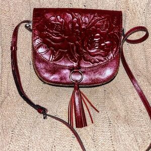 Patricia Nash Burgundy Floral Tooled Leather Crossbody Bag Rose Embossed Tassel